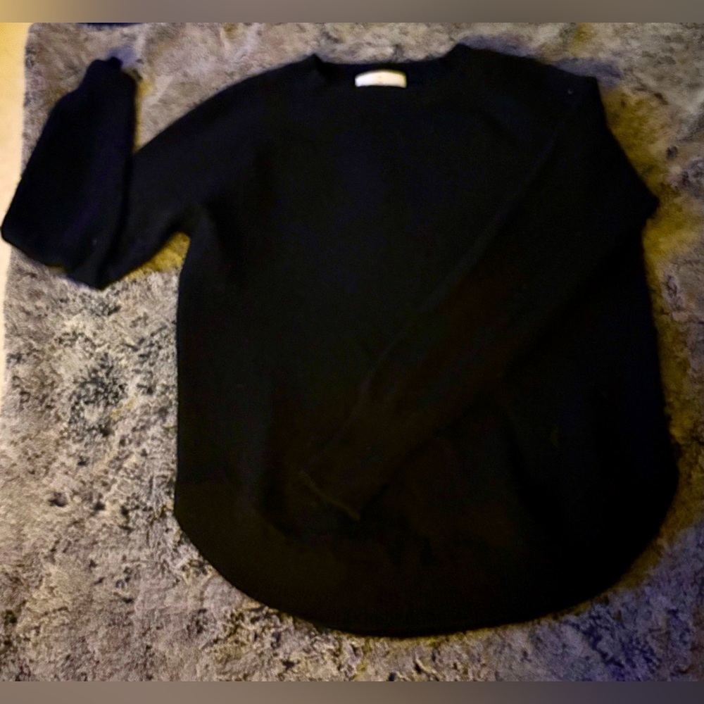 Black Cashmere Long Sleeve Sweater